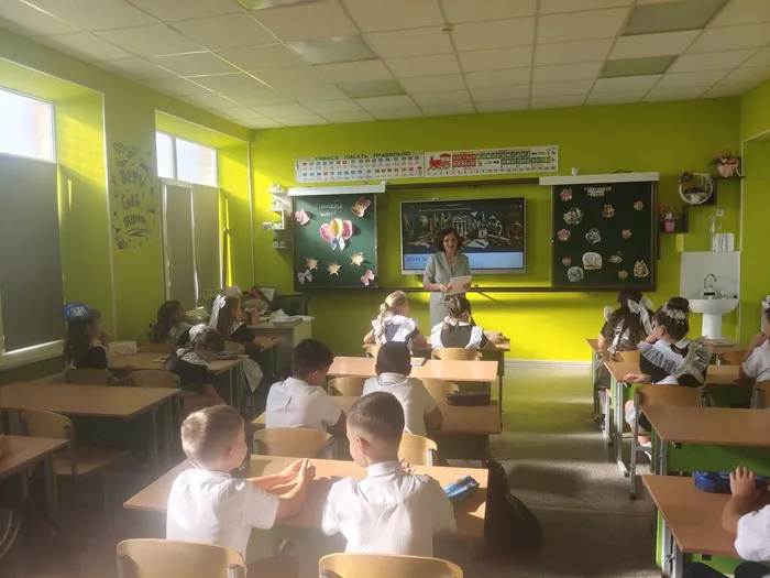 Полна чудес страна знаниий